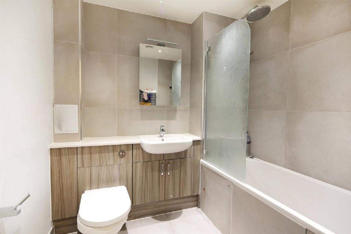 Appartamento Exquisite One Bed With View And Near Tube